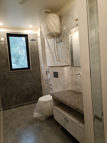 Bathroom in 3 BHK Builder Floor at The Images Floors, Sector 51 – for Sale