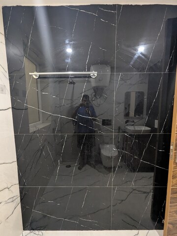 Bathroom in 3 BHK Apartment at Smart World Orchard, Sector 61 – for Sale