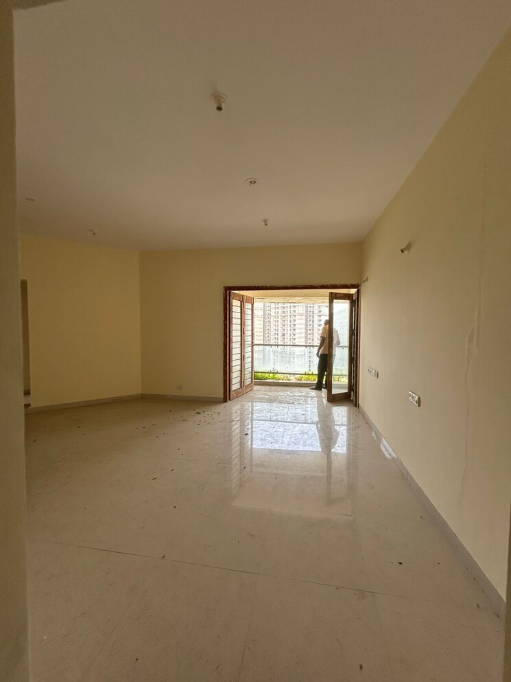 Room, neelkanth-greens 3 Bedroom 900 Sq.Ft. Apartment In Manpada Thane 9407078