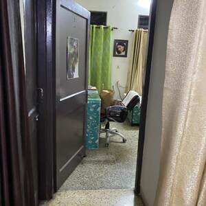 Building Lobby in 2.5 BHK Apartment at Park View Apartments Noida, Sector 29 – for Sale