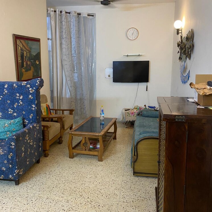 Living Room, park-view-apartments-noida 2.5 Bedroom 1600 Sq.Ft. Apartment In Sector 29 Noida 9407107