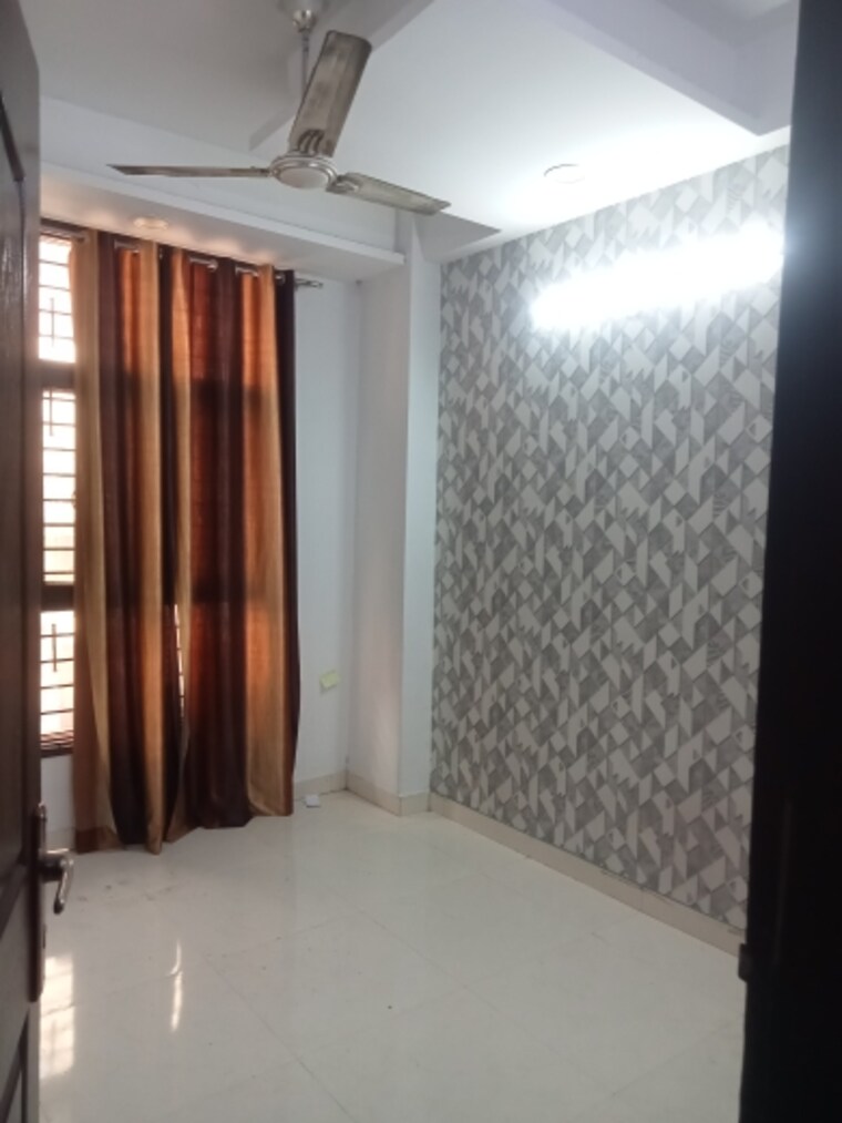 Bedroom, sapphire-tower 2 Bedroom 900 Sq.Ft. Builder Floor In Sector 104 Noida 9407106