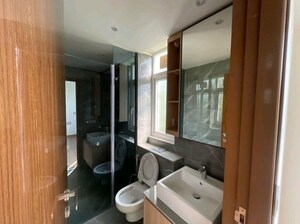Bathroom in 3 BHK Apartment at M3M Merlin, Sector 67 – for Sale
