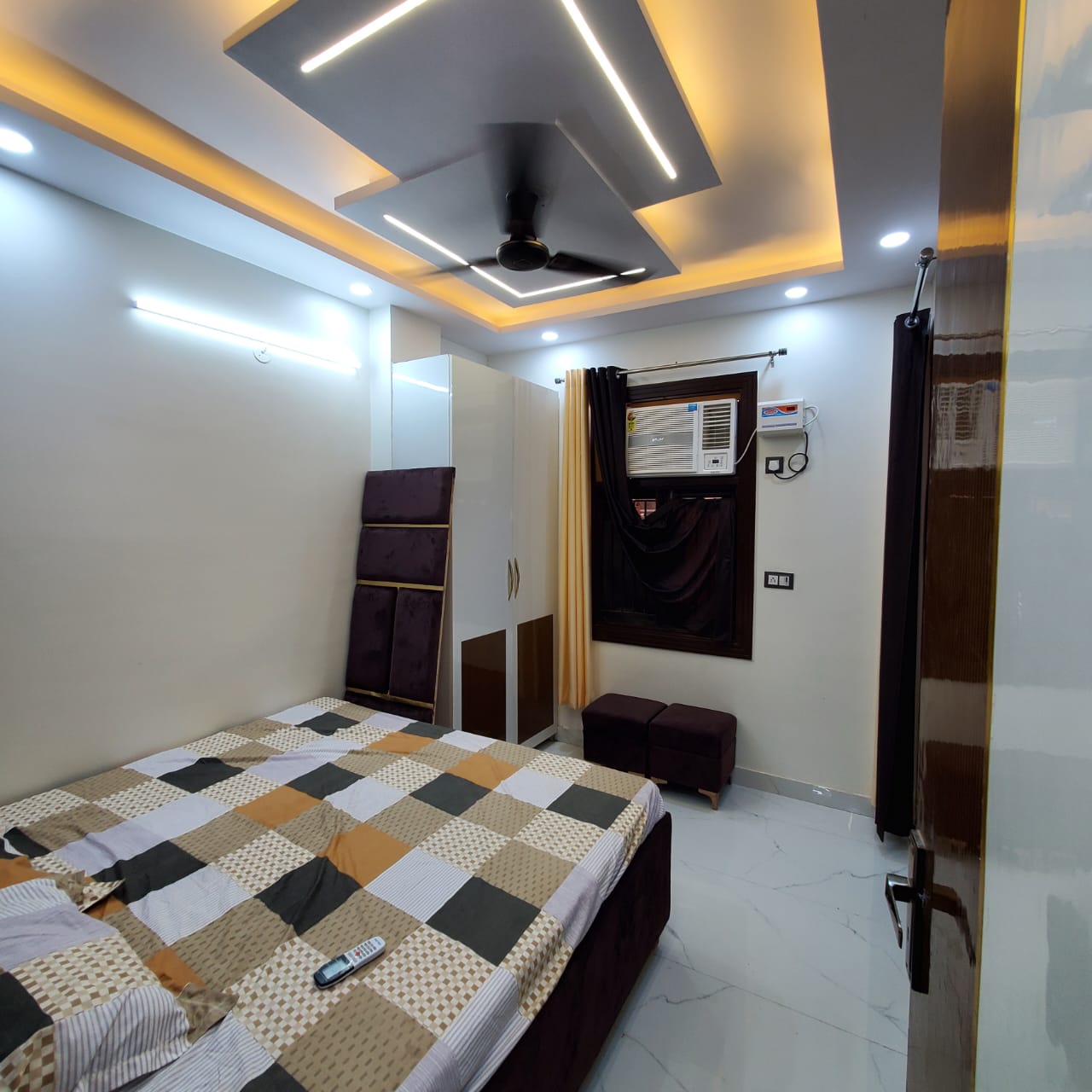 2 BHK Builder Floor For Rent in Dwarka Mor