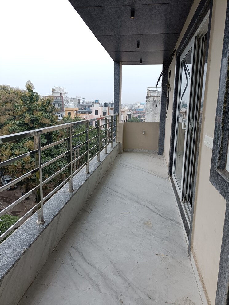 Balcony, the-images-floors 3 Bedroom 1450 Sq.Ft. Builder Floor In Sector 51 Gurgaon 9407129