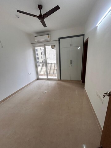 Room in 3 BHK Apartment at ATS Homekraft Pious Hideaways, Sector 150 – for Rent