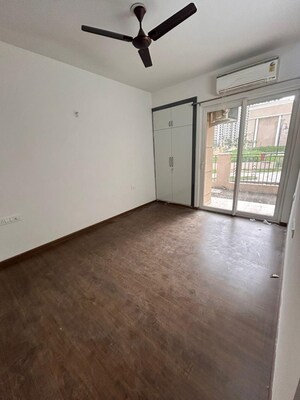 Room in 3 BHK Apartment at ATS Homekraft Pious Hideaways, Sector 150 – for Rent