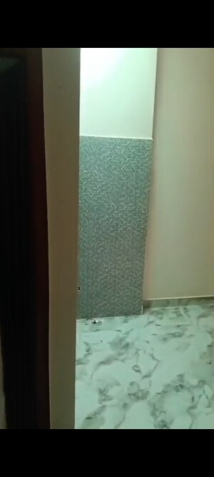 Room in 3 BHK Independent House at Gomti Nagar – for Sale