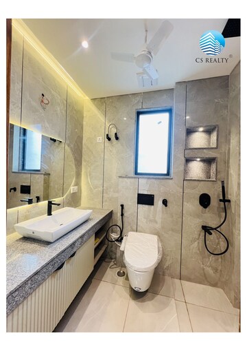 Master Bedroom in 4 BHK Builder Floor at CS Roseate 63, Sector 63a – for Sale