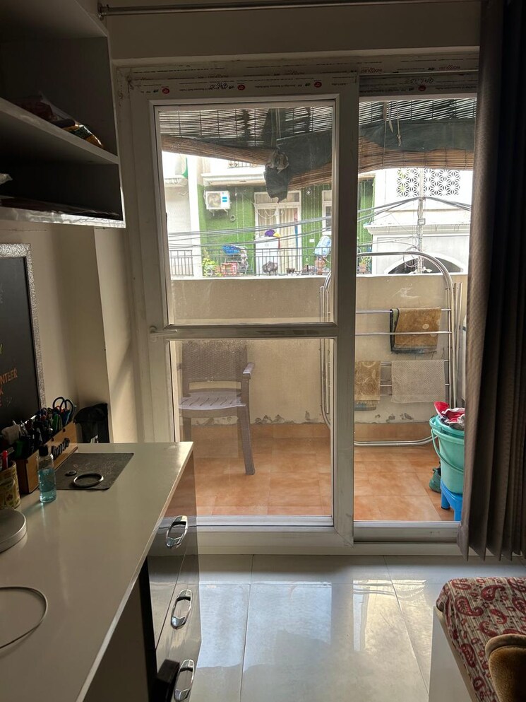 Kitchen, gomti-homes 3 Bedroom 1350 Sq.Ft. Apartment In Nabha Zirakpur 9407156