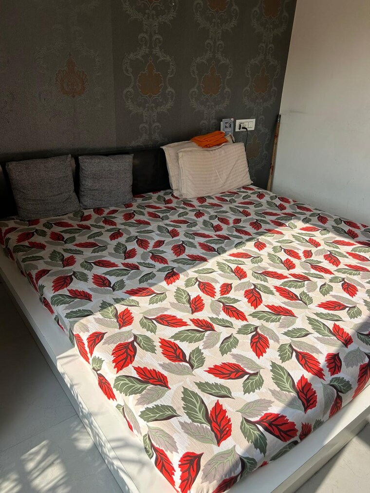 Bedroom, gomti-homes 3 Bedroom 1350 Sq.Ft. Apartment In Nabha Zirakpur 9407156