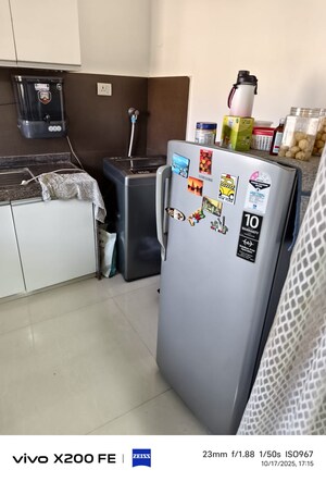 Furnished Amenities in 1 BHK Apartment at Lalani Grandeur, Goregaon East – for Rent