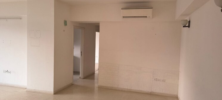 Room, dlf-the-skycourt 3 Bedroom 1900 Sq.Ft. Apartment In Sector 86 Gurgaon 9407170