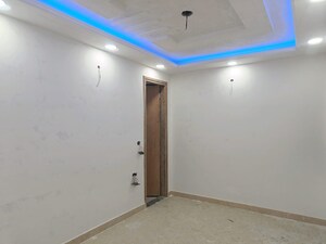 Room in 3 BHK Builder Floor at Govindpuri – for Sale