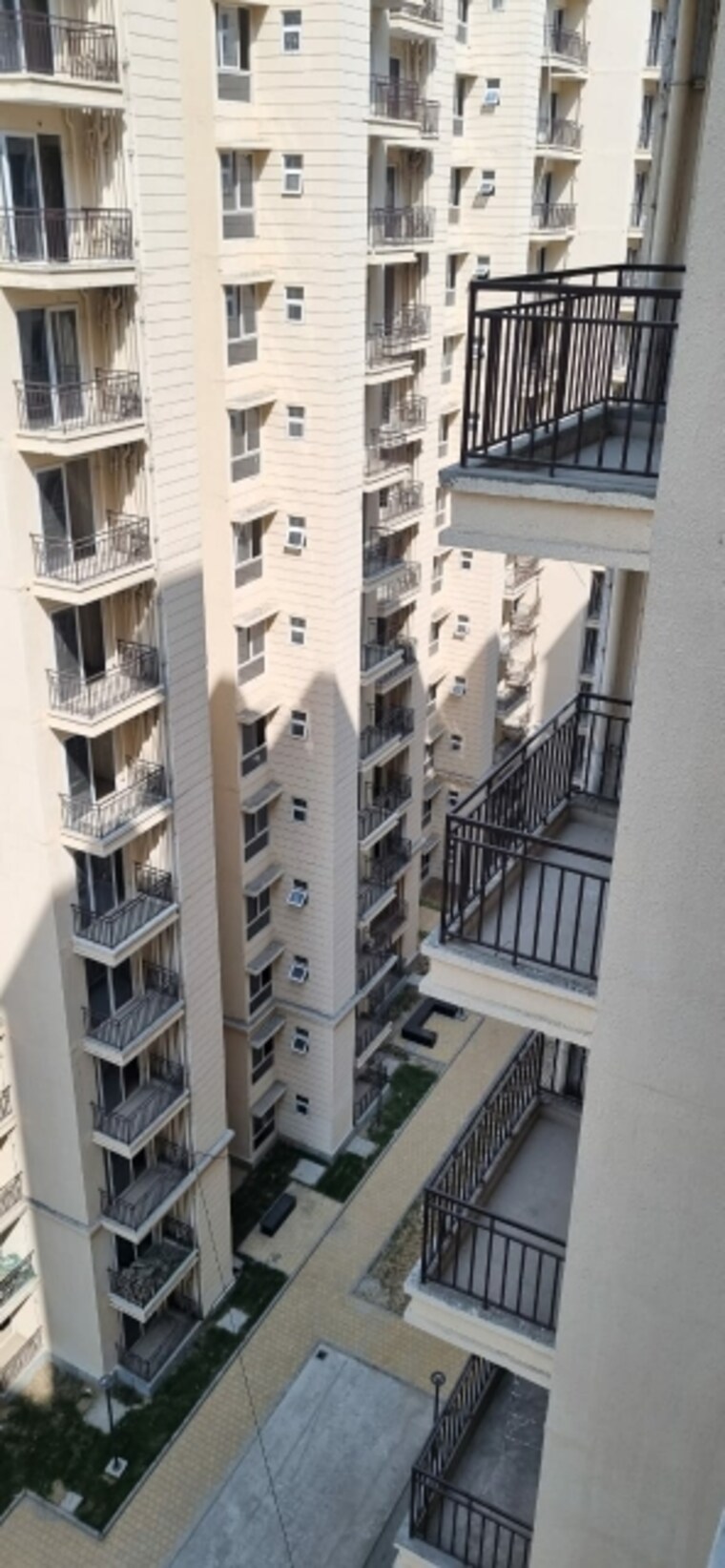 Balcony, signature-the-millennia-3 2 Bedroom 687 Sq.Ft. Apartment In Sector 37d Gurgaon 9407186