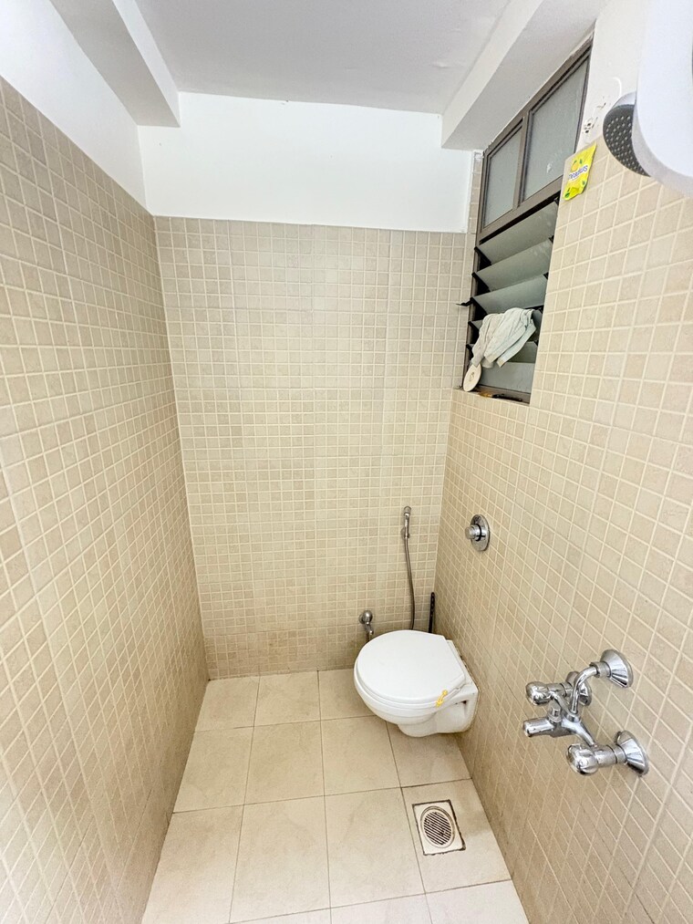 Bathroom, skyi-star-city 2 Bedroom 640 Sq.Ft. Apartment In Dhayari Pune 9391503