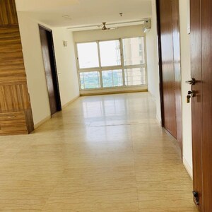 Room in 3.5 BHK Apartment at Assotech Celeste Towers, Sector 37 – for Rent