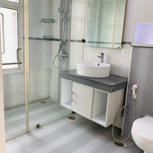 Bathroom in 3.5 BHK Apartment at Assotech Celeste Towers, Sector 37 – for Rent