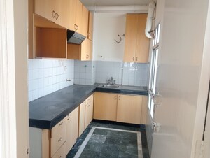 Kitchen in 2 BHK Apartment at DLF Regency Park I, Dlf Phase iv – for Rent