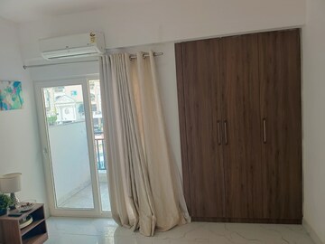 Building Lobby in Studio Apartment at Earthcon Casa Grande II, Chi V Greater Noida – for Sale