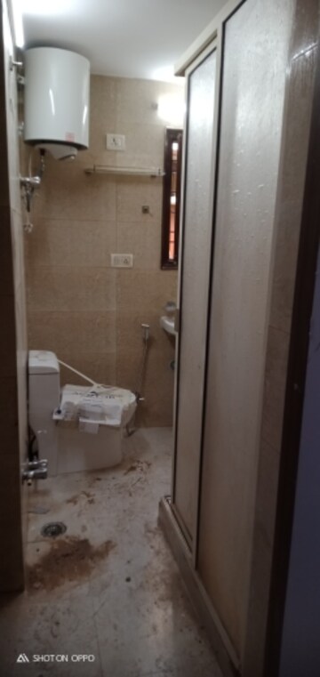 Bathroom in 3 BHK Apartment at DDA Rosewood Apartments, Vasant Kunj – for Rent