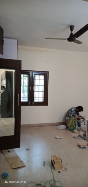 Room in 3 BHK Apartment at DDA Rosewood Apartments, Vasant Kunj – for Rent