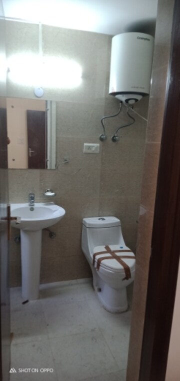 Bathroom in 3 BHK Apartment at DDA Rosewood Apartments, Vasant Kunj – for Rent
