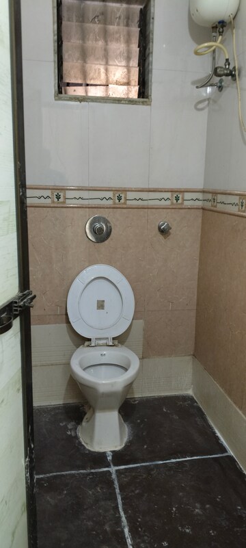 Bathroom in 1 BHK Apartment at Apolo CHS, Sanpada – for Sale