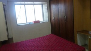 Room in 2 BHK Apartment at D Kapoor Twinkle Apartment, Andheri West – for Rent