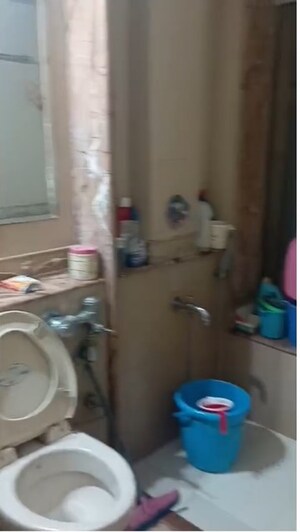 Bathroom in 2.5 BHK Apartment at Raheja Acropolis, Deonar – for Rent
