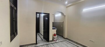 Building Lobby in 3 BHK Builder Floor at Green Fields Colony – for Rent