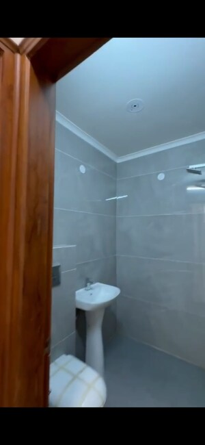 Bathroom in 3 BHK Builder Floor at RPS Palm Drive, Sector 88 – for Sale