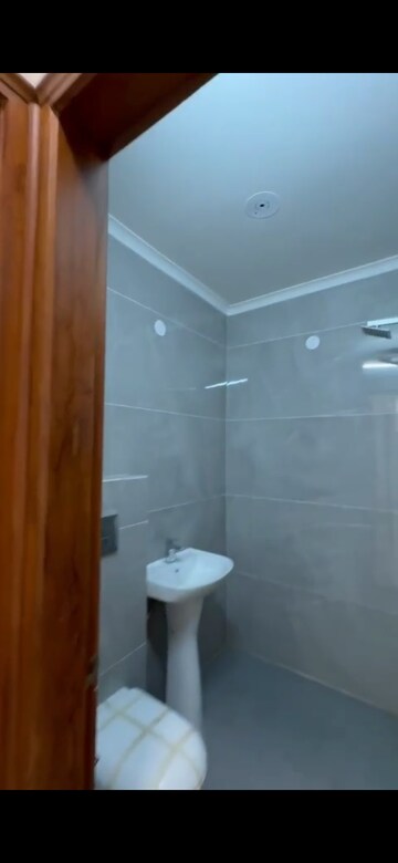 Bathroom in 3 BHK Builder Floor at RPS Palm Drive, Sector 88 – for Sale