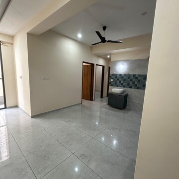 3 BHK Apartment For Rent in Abhishek Alyssum, New Sama