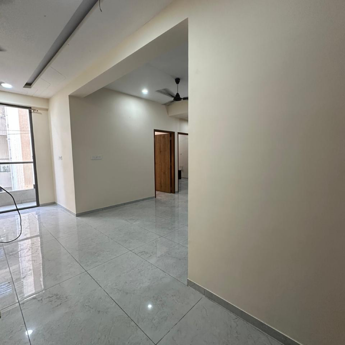 3 BHK + Servant Room 1350 Sq.Ft. Apartment in Abhishek Alyssum