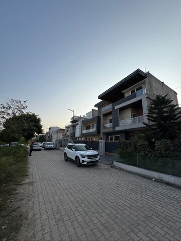 6 BHK Independent House – Exterior View View at Sector 123 - for Sale