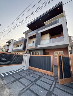 6 BHK Independent House For Sale in Hp Properties 
