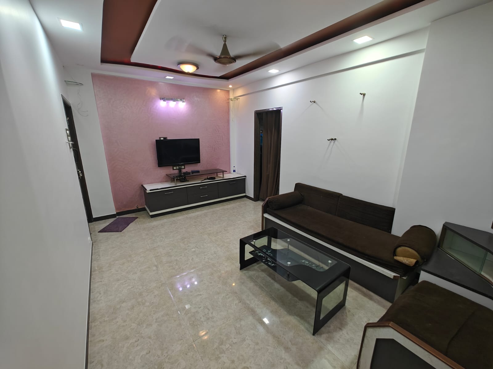 2 BHK Apartment For Rent in Best Rajdoot CHS