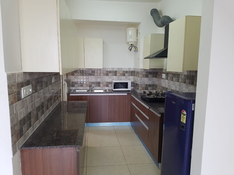 Kitchen, sushma-grande-nxt 3 Bedroom 1800 Sq.Ft. Apartment In Lohgarh Zirakpur 9407511