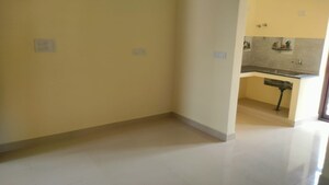 Room in 2 BHK Builder Floor at Vadapalani – for Sale