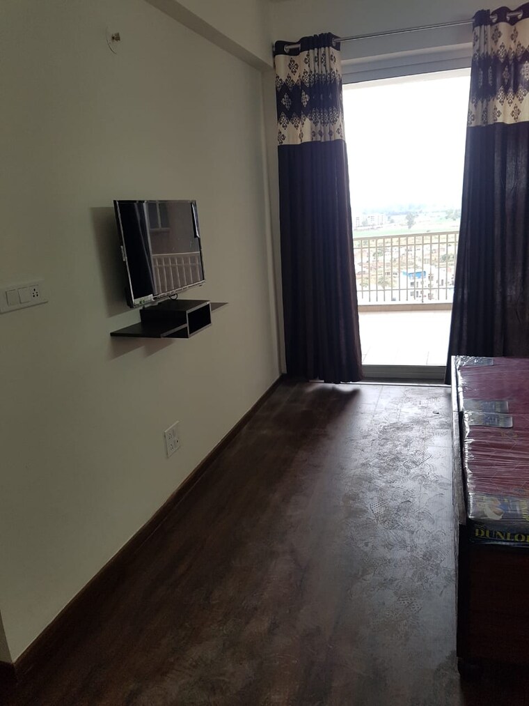 Room, sushma-grande-nxt 3 Bedroom 1800 Sq.Ft. Apartment In Lohgarh Zirakpur 9407511