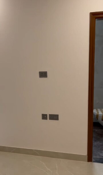 Furnished Amenities in 3 BHK Builder Floor at C-Scheme – for Sale