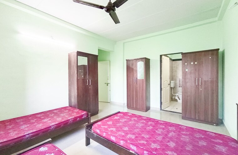 Bedroom, powai Pg For Girls In Powai 9407496