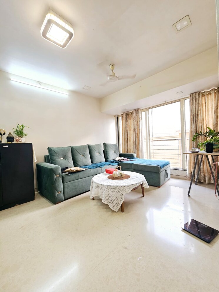 Living Room, fine-aura 1 Bedroom 500 Sq.Ft. Apartment In Andheri East Mumbai 9407571