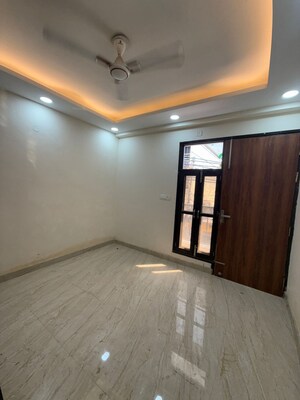 Room in 2 BHK Builder Floor at Chattarpur – for Rent