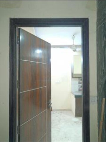 Room in 1 RK Builder Floor at Govindpuri – for Sale