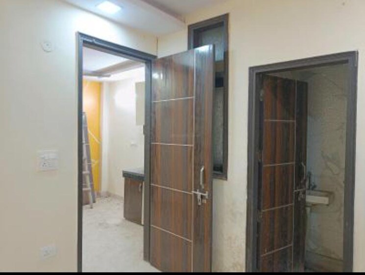 Room, govindpuri 1 RK 25 Sq.Yd. Builder Floor In Govindpuri Delhi 9407641
