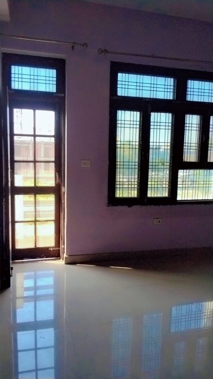 Room, vineet khand 2 Bedroom 2152 Sq.Ft. Builder Floor In Vineet Khand Lucknow 9407669