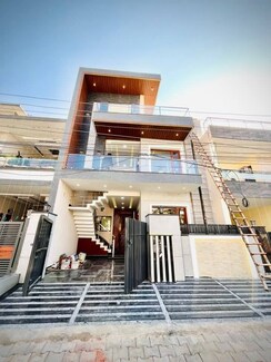 4 BHK Independent House For Sale in Sunny Enclave 