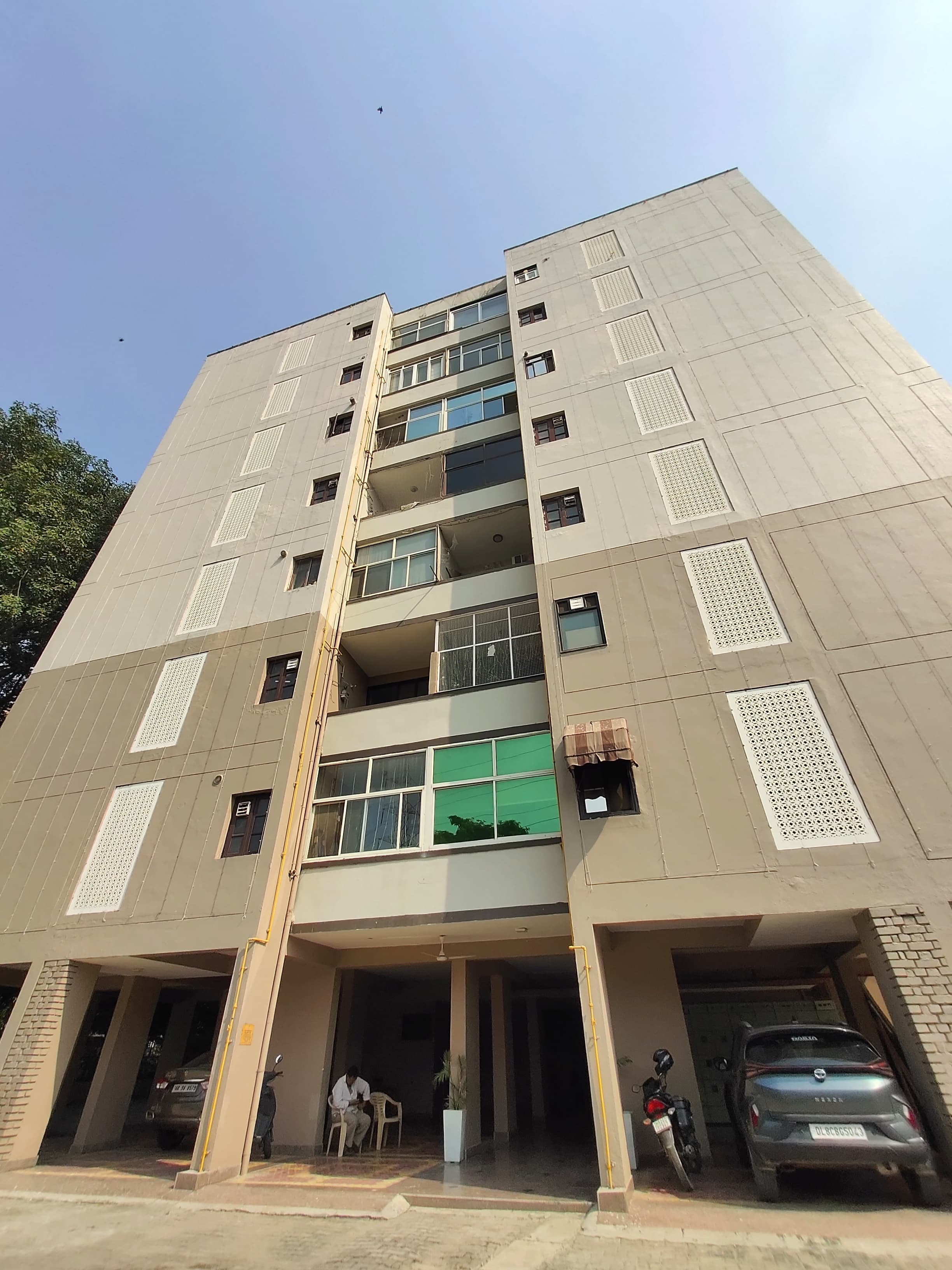 4 BHK + Study Room 2800 Sq.Ft. Apartment in Bancourt Apartment